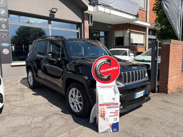 Jeep Renegade view 2