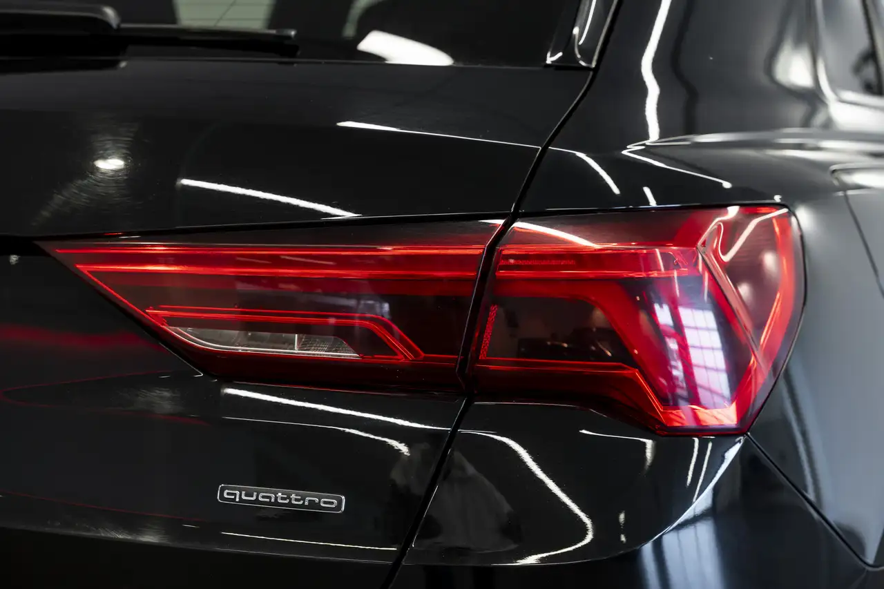 Audi Q3 снимка Audi Q3