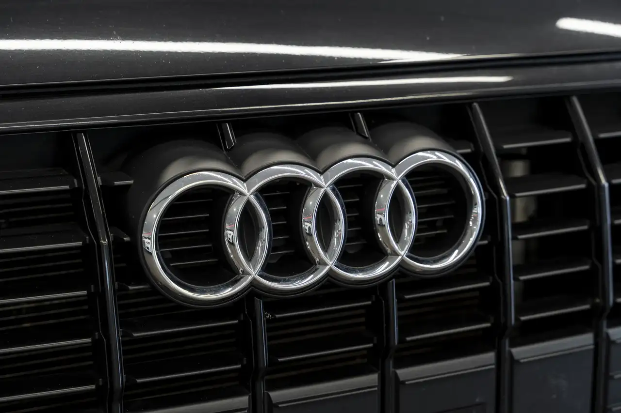 Audi Q3 снимка Audi Q3