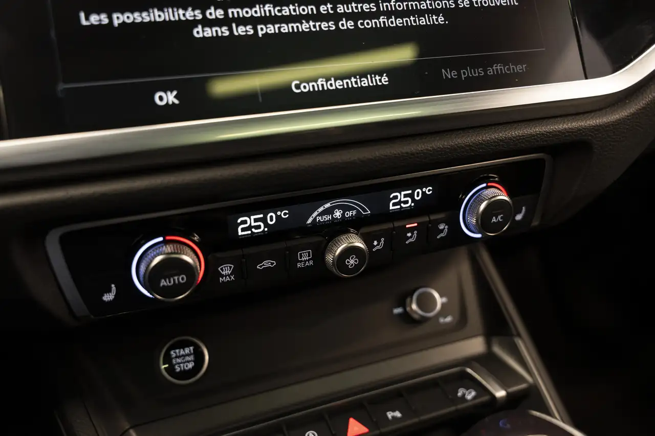 Audi Q3 снимка Audi Q3