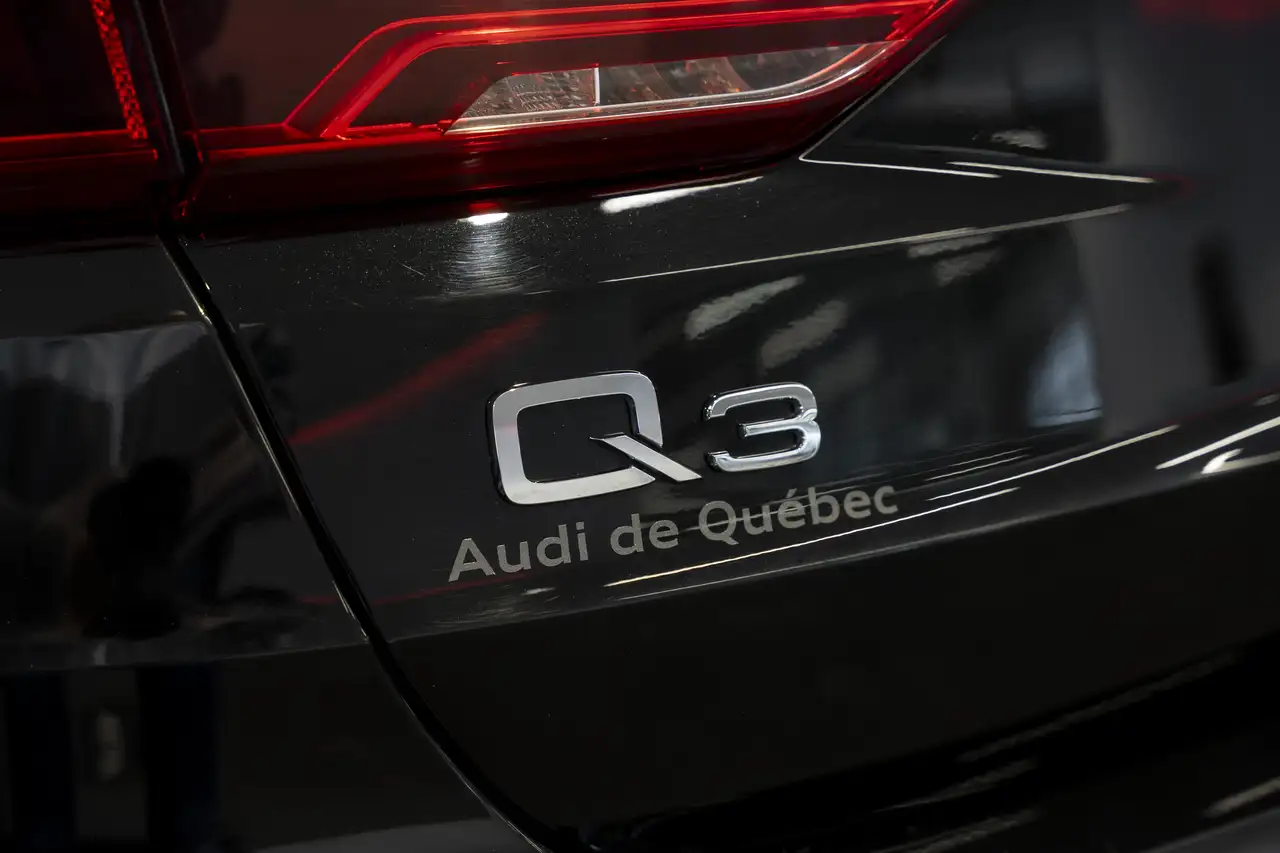 Audi Q3 снимка Audi Q3