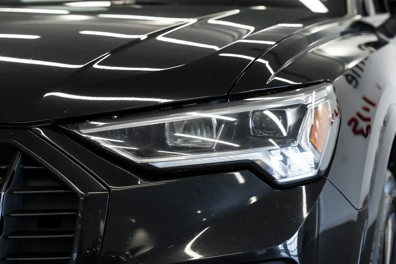 Audi Q3 снимка Audi Q3