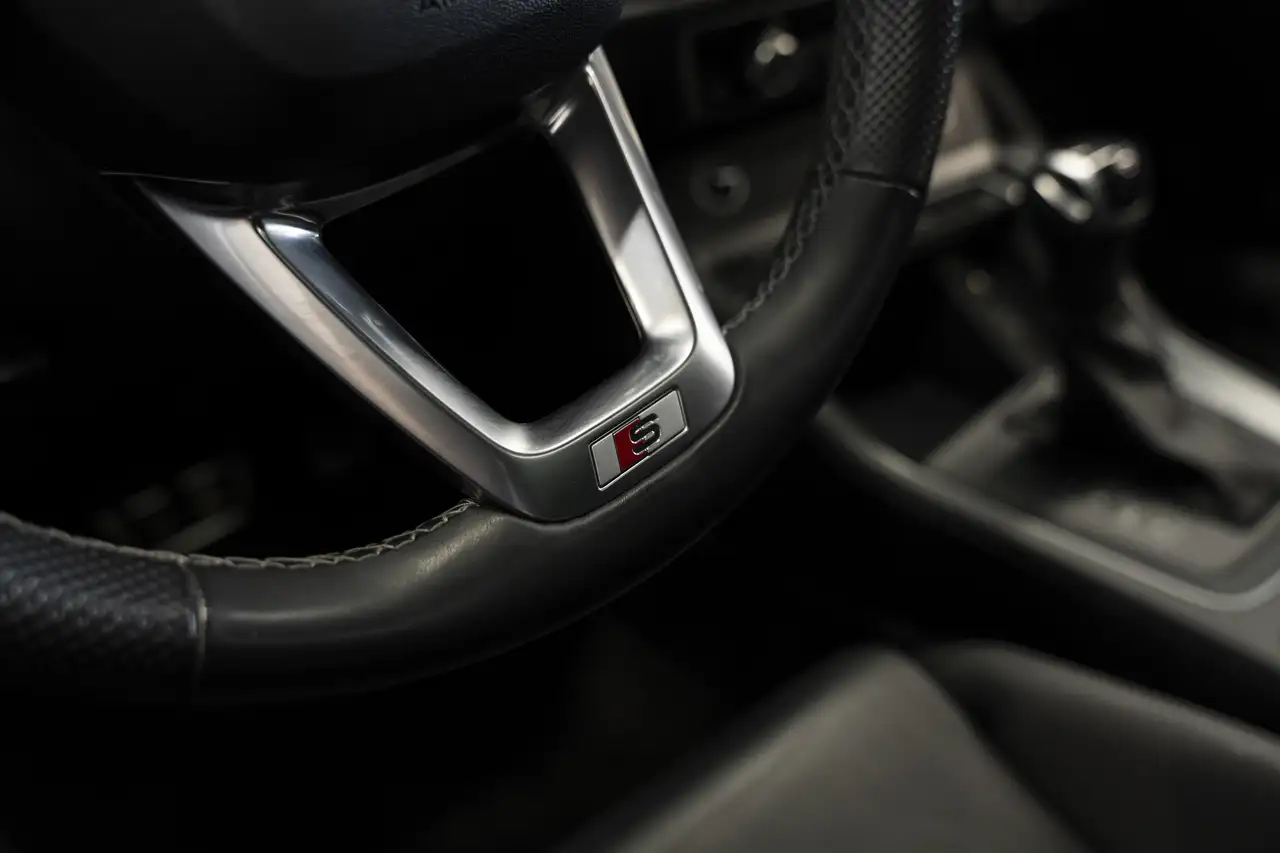 Audi Q3 снимка Audi Q3