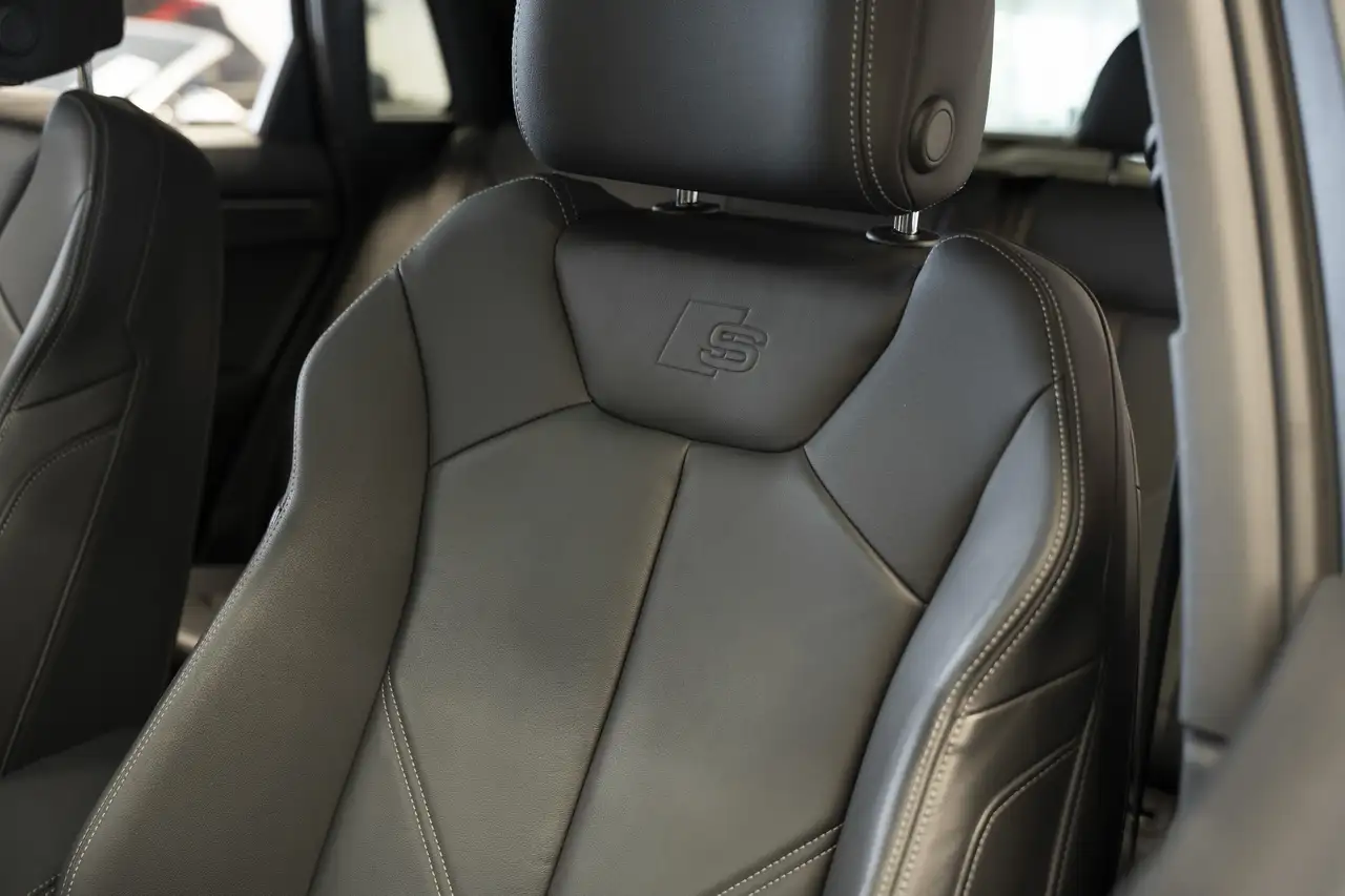 Audi Q3 снимка Audi Q3