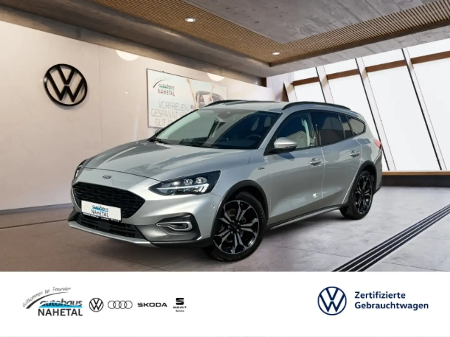 Ford Focus Turnier 1.5 EcoBoost Aut. LED NAVI 18' AHK RÜFA KA Zilver - 1