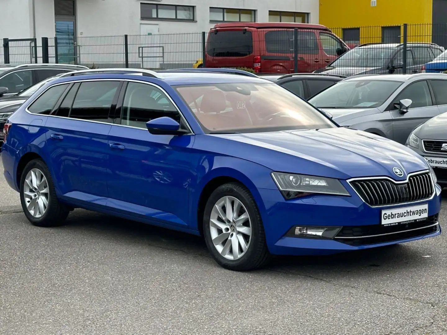 Skoda Superb Combi Premium Edition 2.0 TDI 4x4 DSG AHK Blue - 1