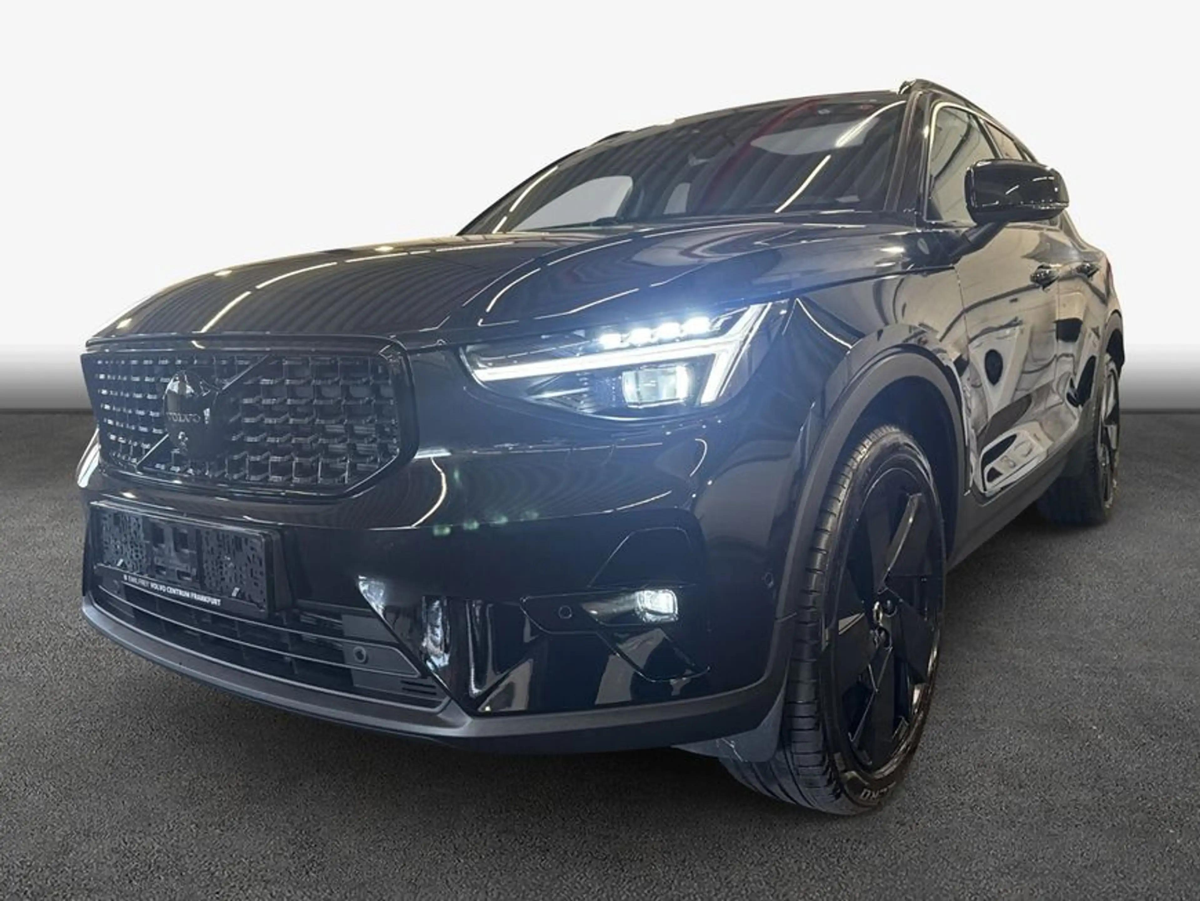 Volvo XC40 XC40 B3 B DKG Plus Black Edition — photo 6