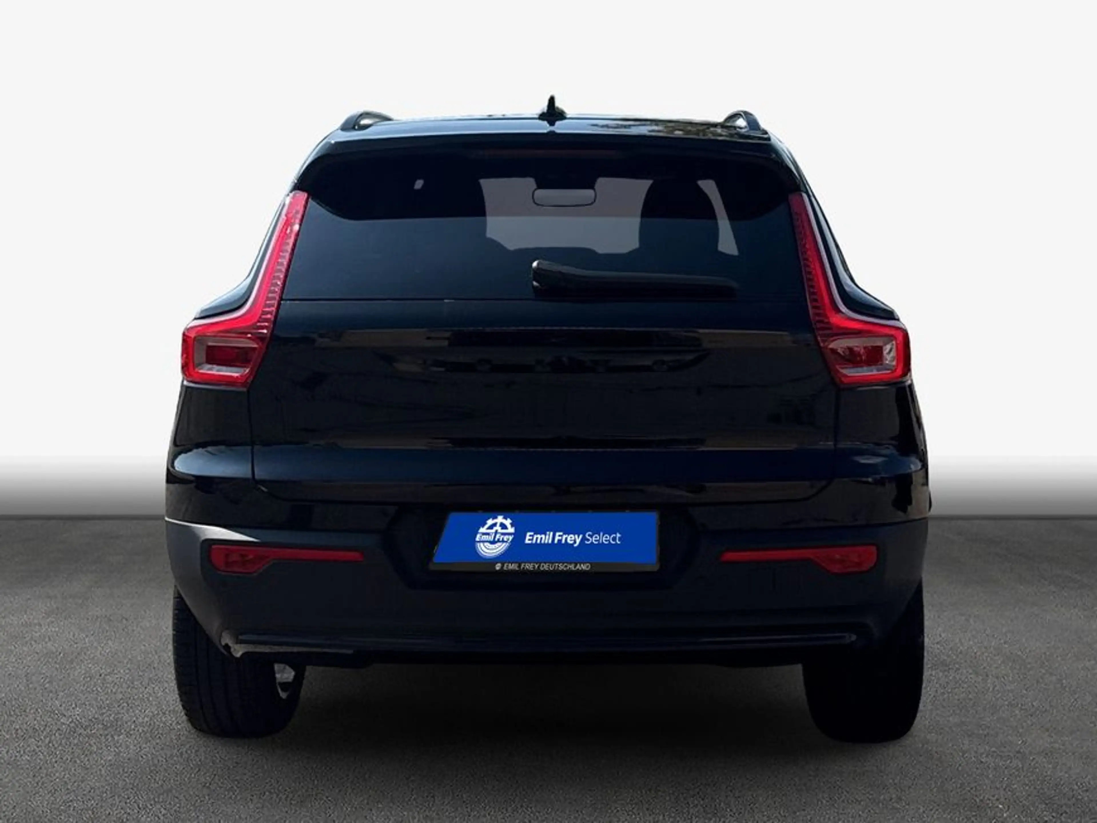 Volvo XC40 XC40 B3 B DKG Plus Black Edition — photo 5