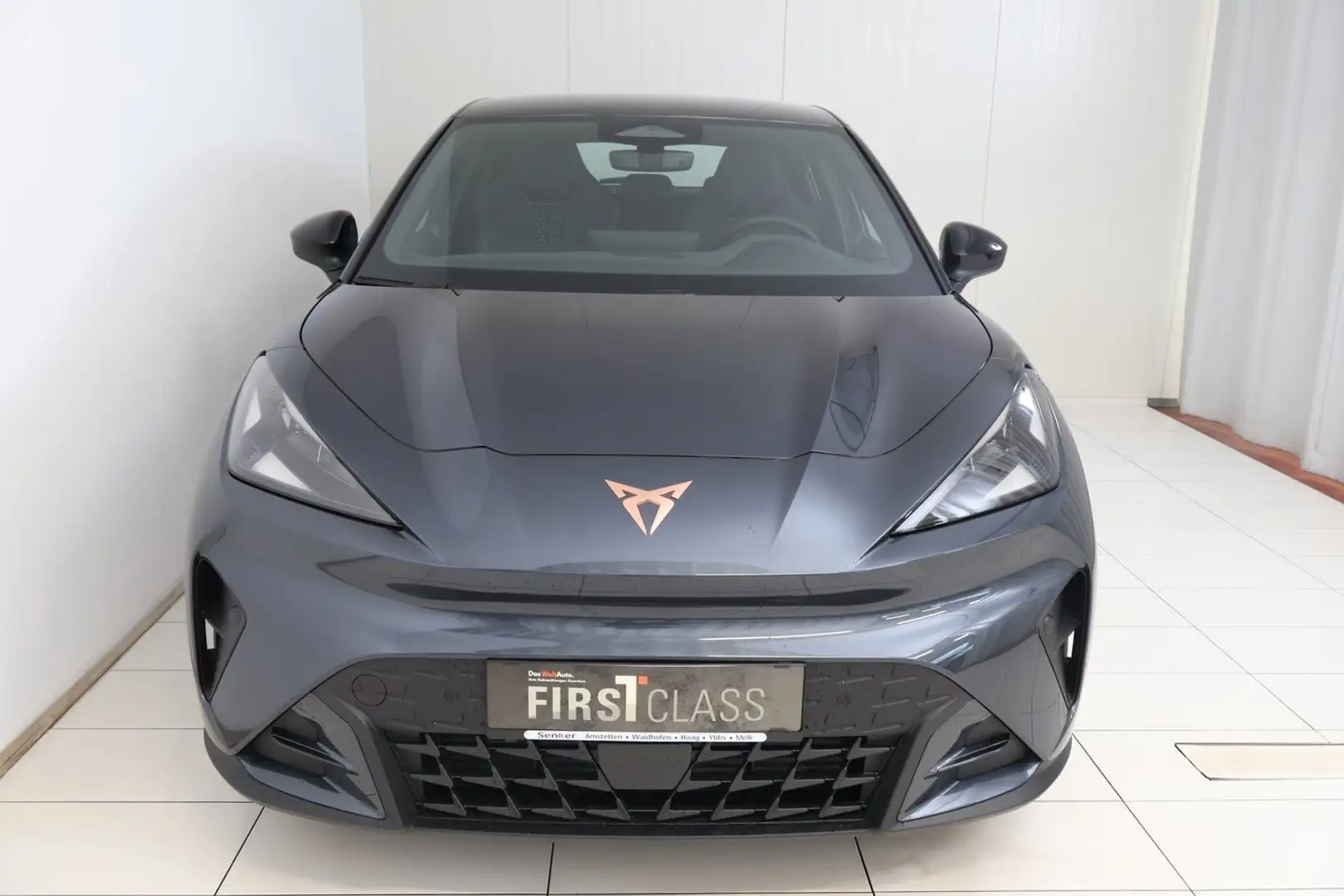 CUPRA Raval ENDURANCE 52/55 155kW/210 PS Grau - 2