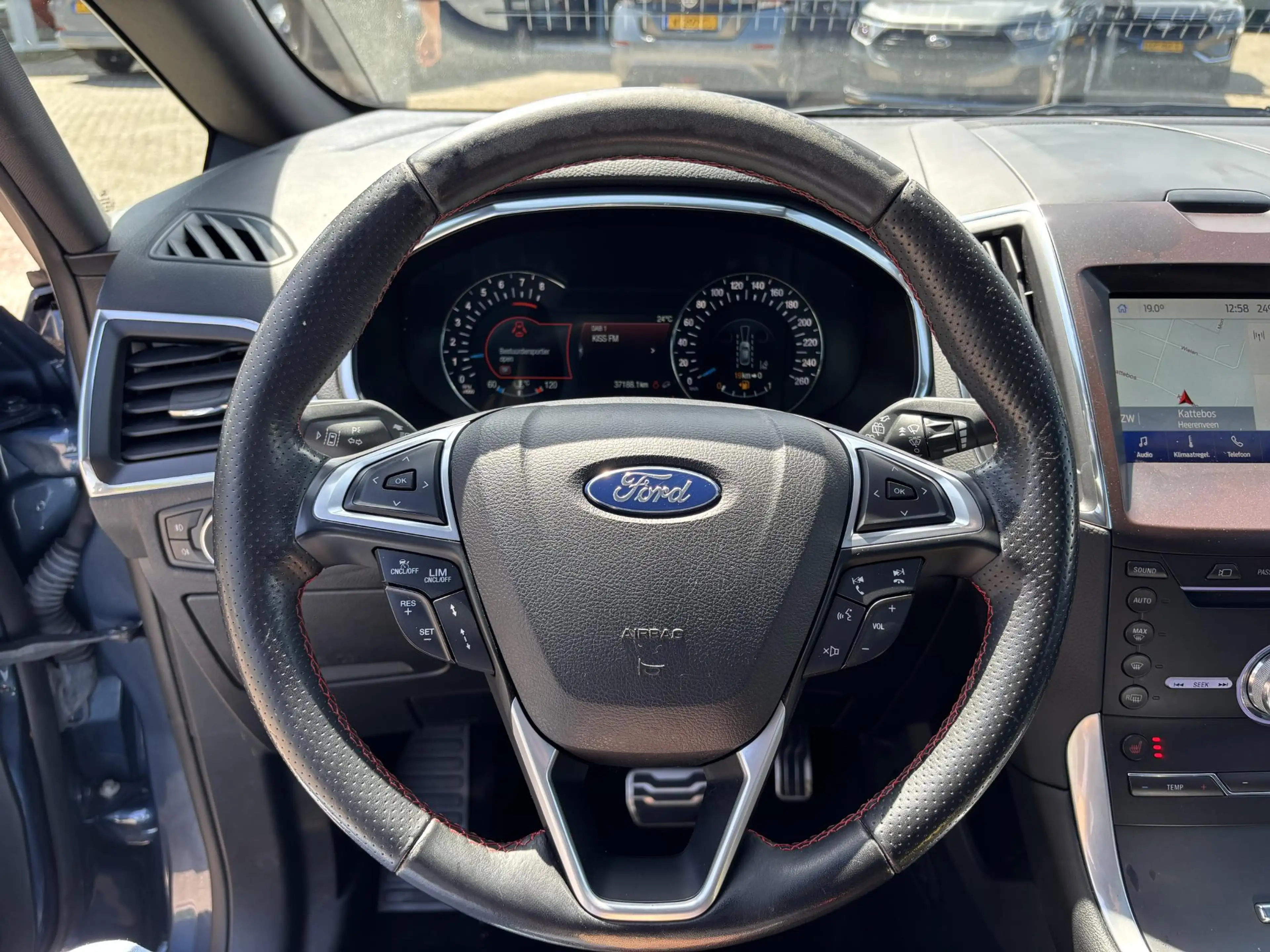 Ford S-Max 2.5 ST-Line FHEV 7 Persoons | 190pk | Panoramadak — photo 14