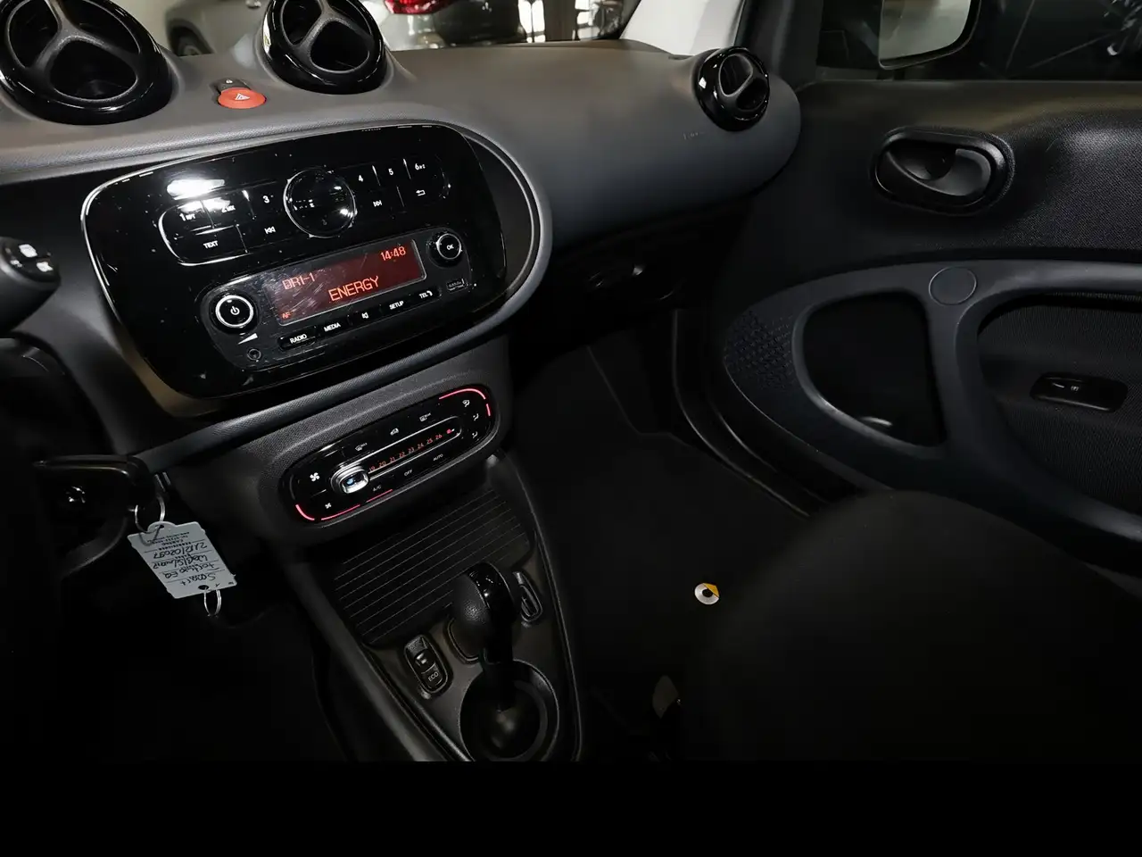 Smart Fortwo EQ SITZHEIZUNG+22 KW+ALU 15 ZOLL, миниатюра 8