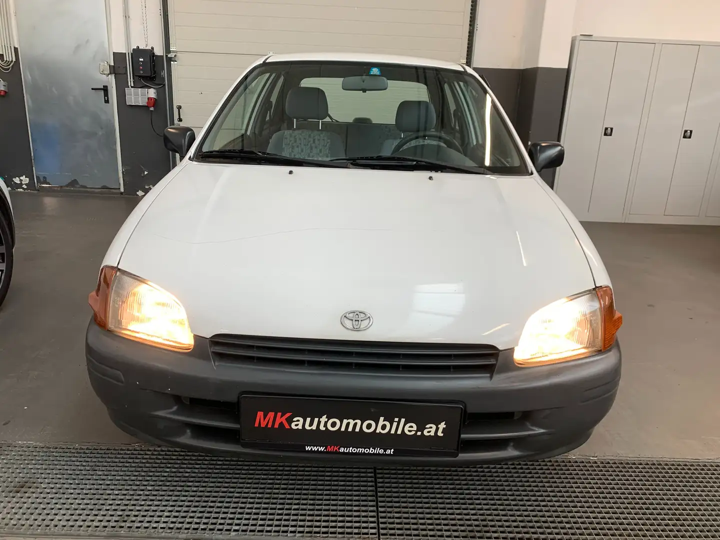 Toyota Starlet 1,4i XLi Alb - 2