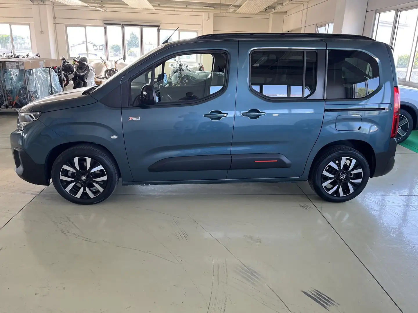 Citroen Berlingo BlueHDi 130 Stop&Start EAT8 M Max Blu/Azzurro - 2