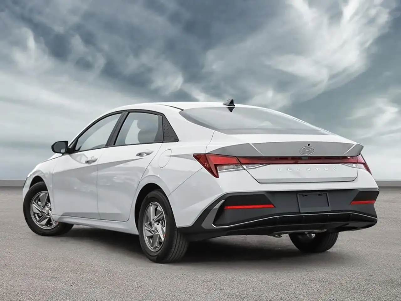 Hyundai ELANTRA fotografie Hyundai ELANTRA