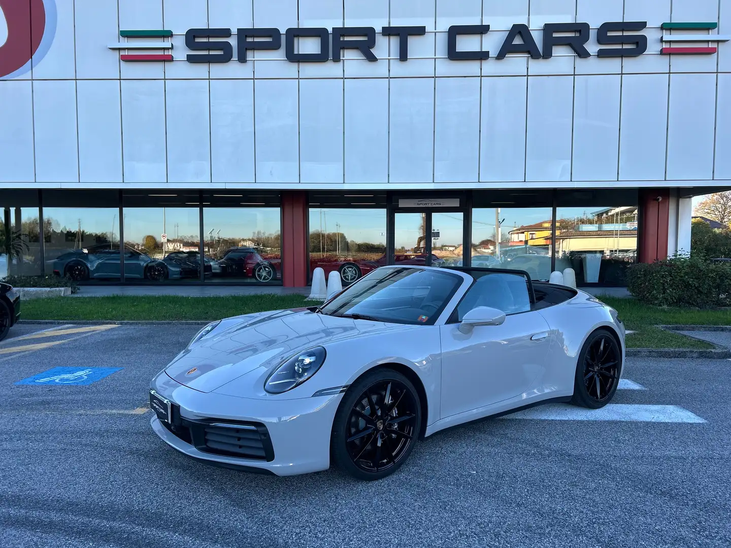Porsche 992 911 Carrera 992 Cabrio3.0 IVA ESPOSTA Gris - 2