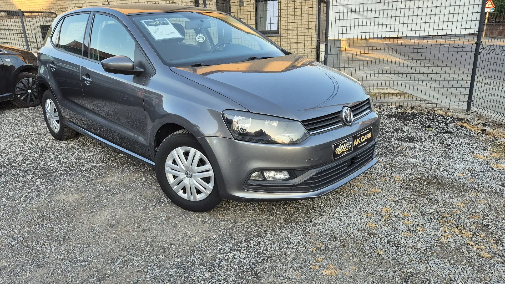 Volkswagen Polo 1.0i Trendline BMT - 2