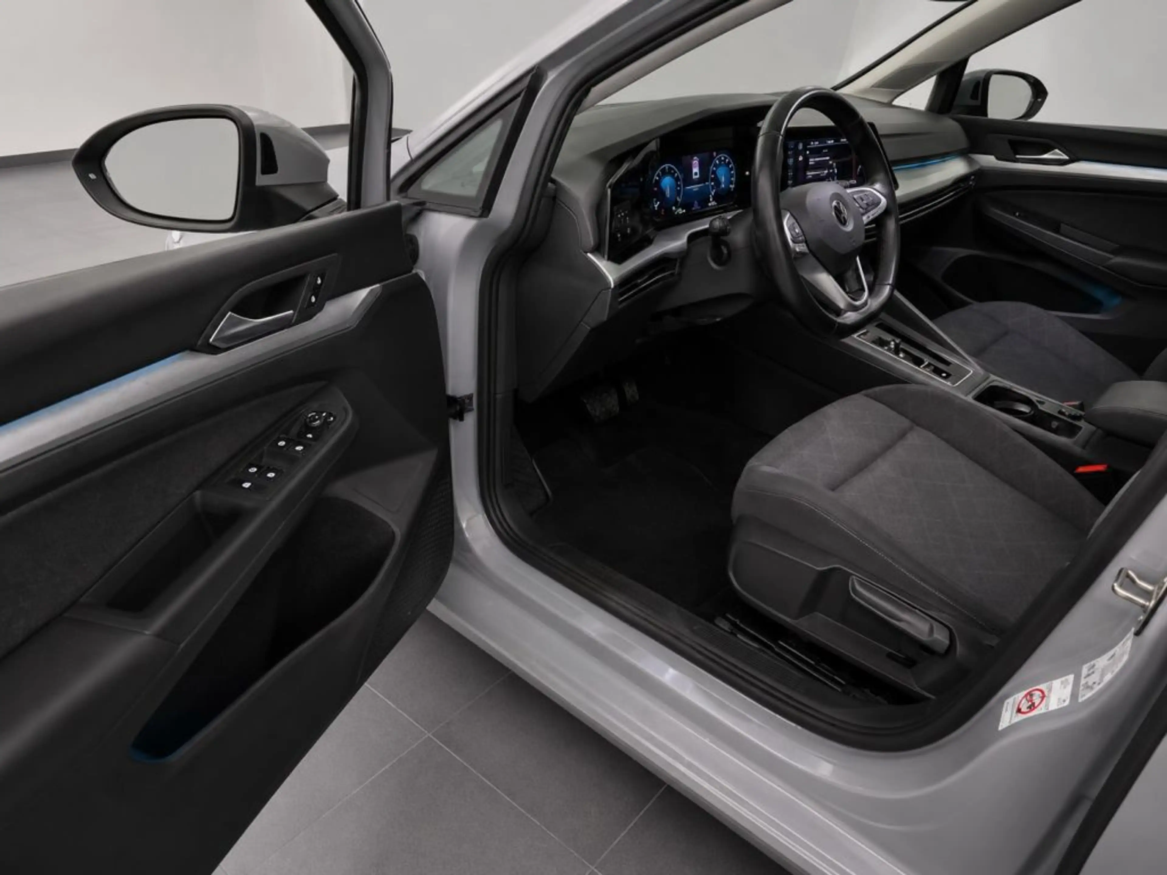 Volkswagen Golf Variant 2.0 TDI SCR DSG Life — photo 6