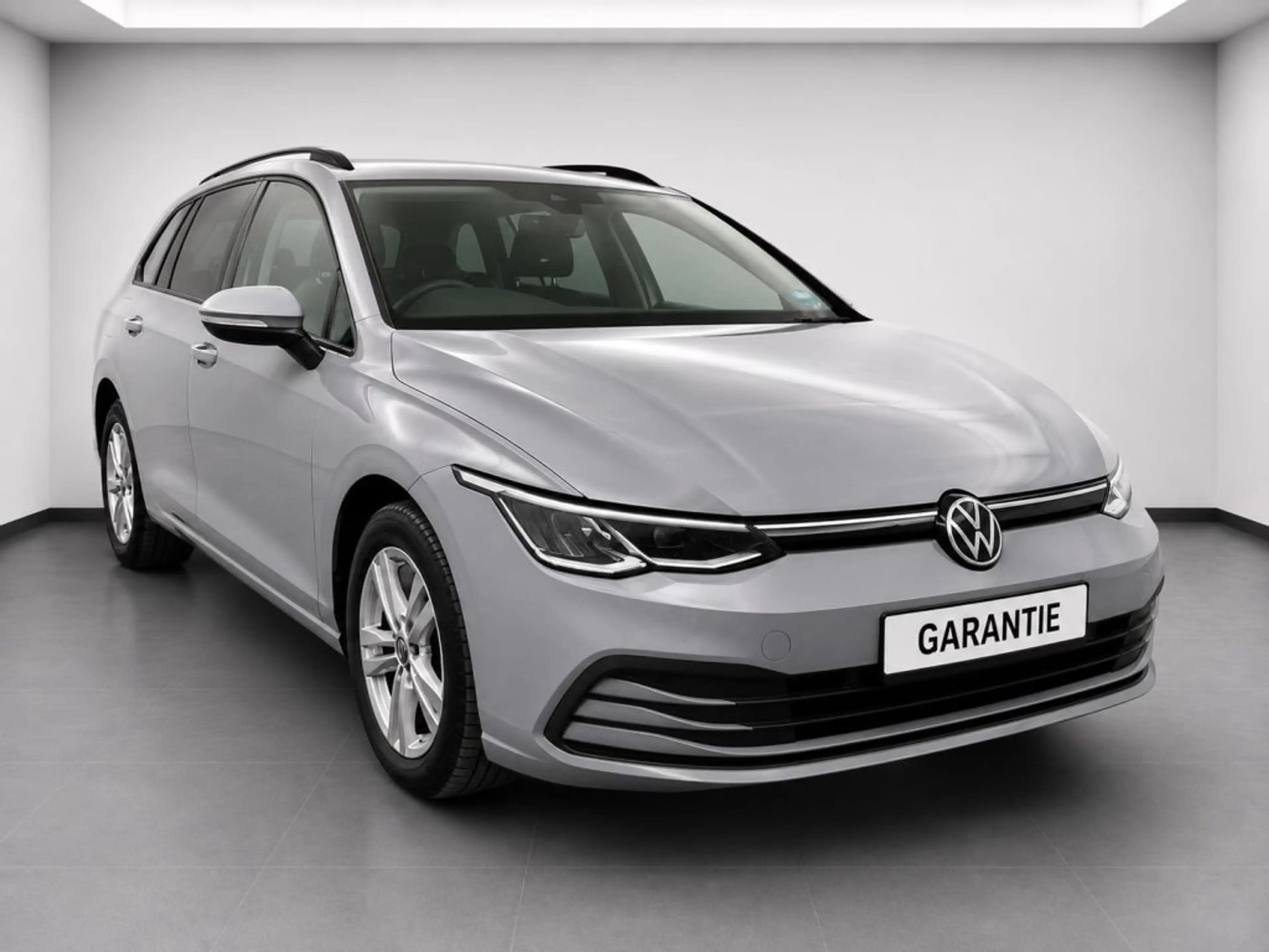 Volkswagen Golf Variant 2.0 TDI SCR DSG Life — photo 2