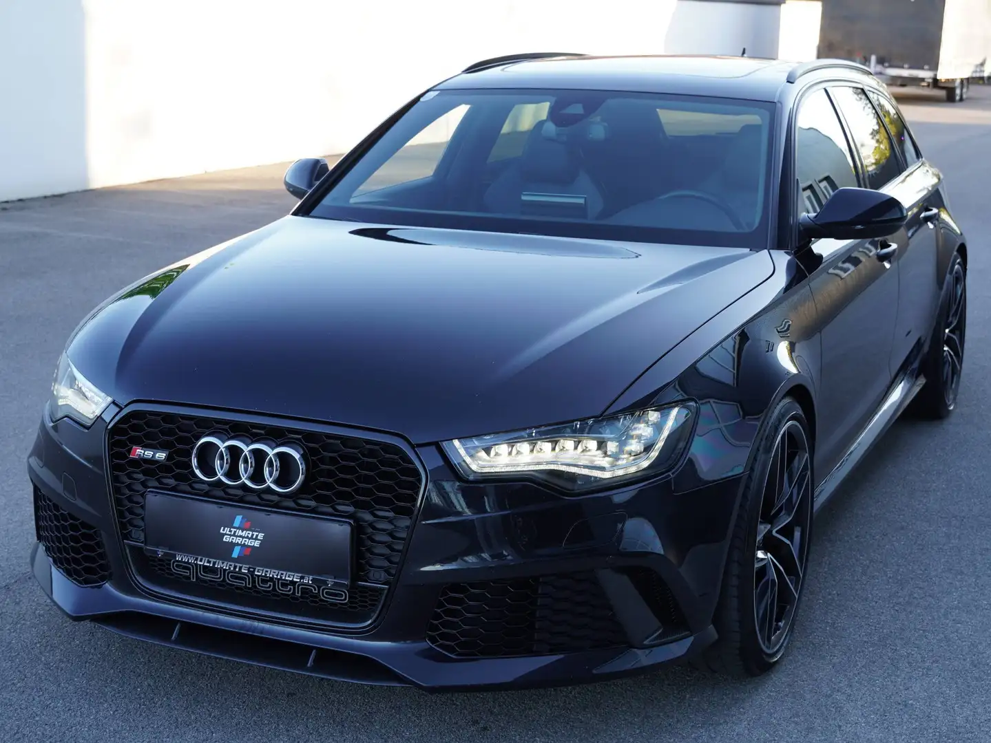 Audi RS6 4.0l TFSI *Akrapovic*Keramik Bremsen*Carbon Paket* Negro - 1