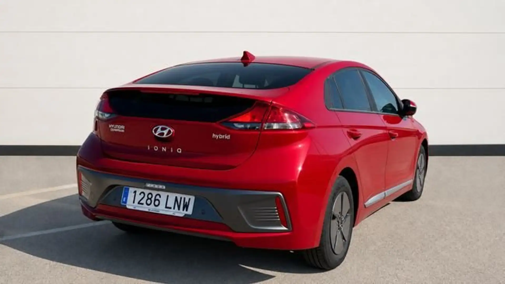 Hyundai IONIQ 1.6 GDI HEV KLASS DCT 141 5P Rojo - 2
