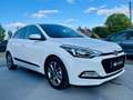 Hyundai i20 i20 1.2i Edition Play*24.400KM*1er PROP*GARANTIE* Blanc - thumbnail 3