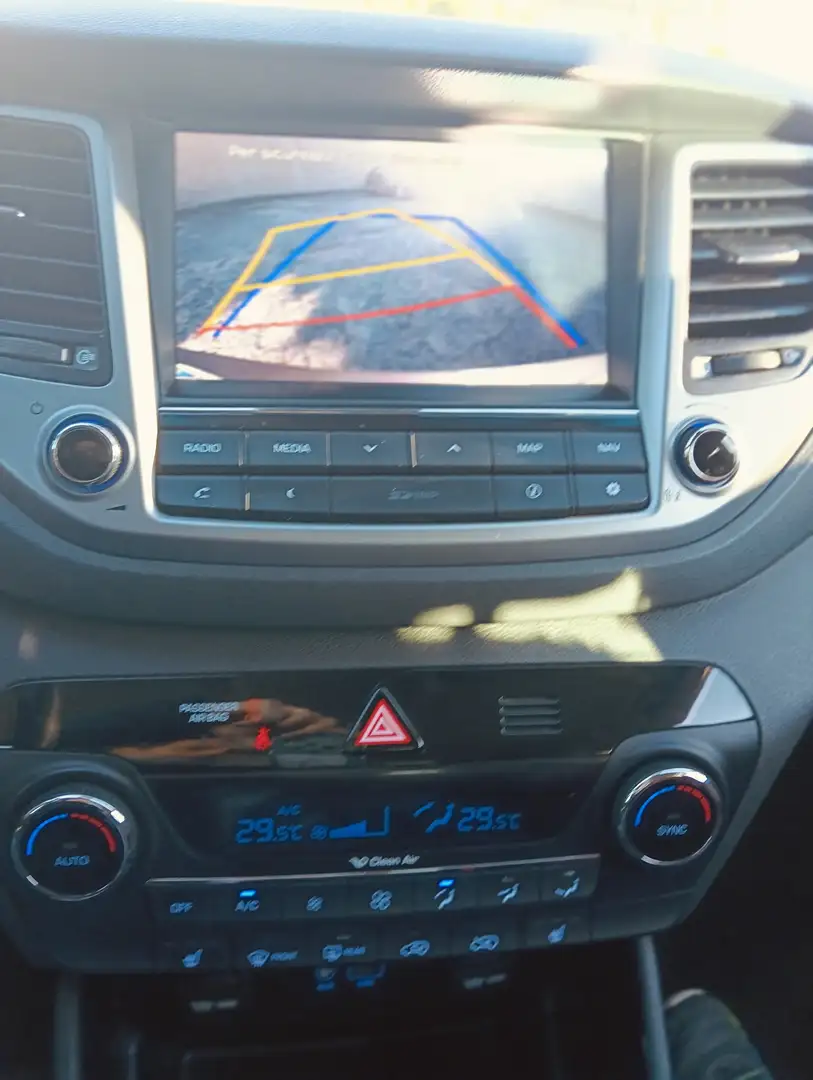 Hyundai TUCSON Tucson II 2015 1.7 crdi Xpossible 2wd 115cv Grigio - 1