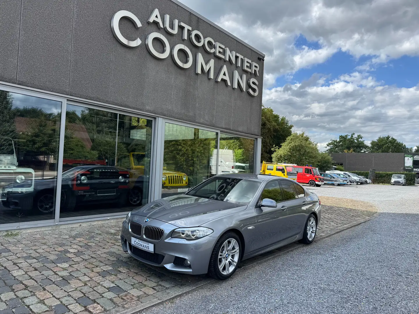 BMW 530 530i M pakket ( 14.699 + BTW ) Gri - 1