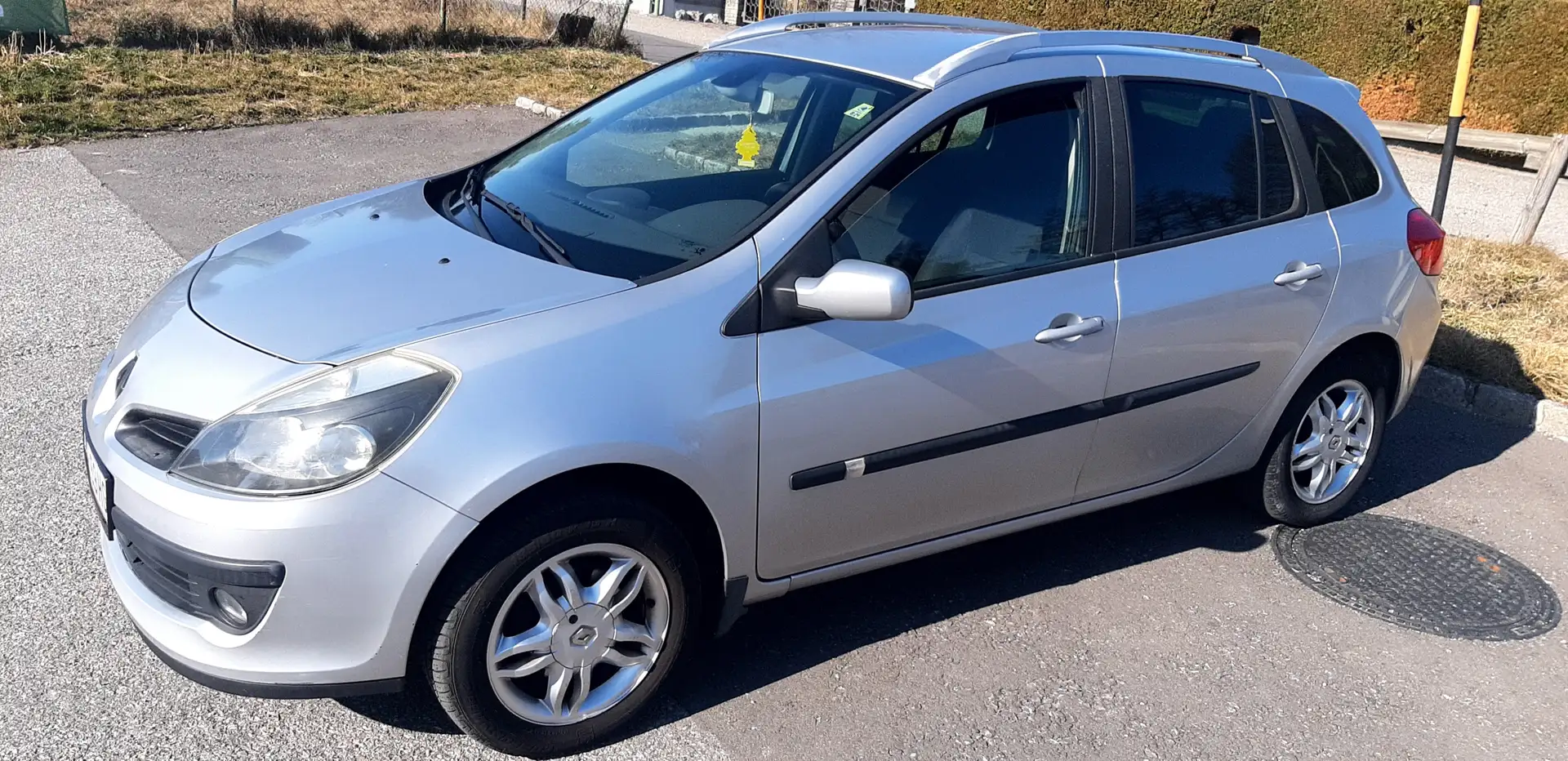 Renault Clio **NEUES PICKERL bis 10.2025** Silber - 1