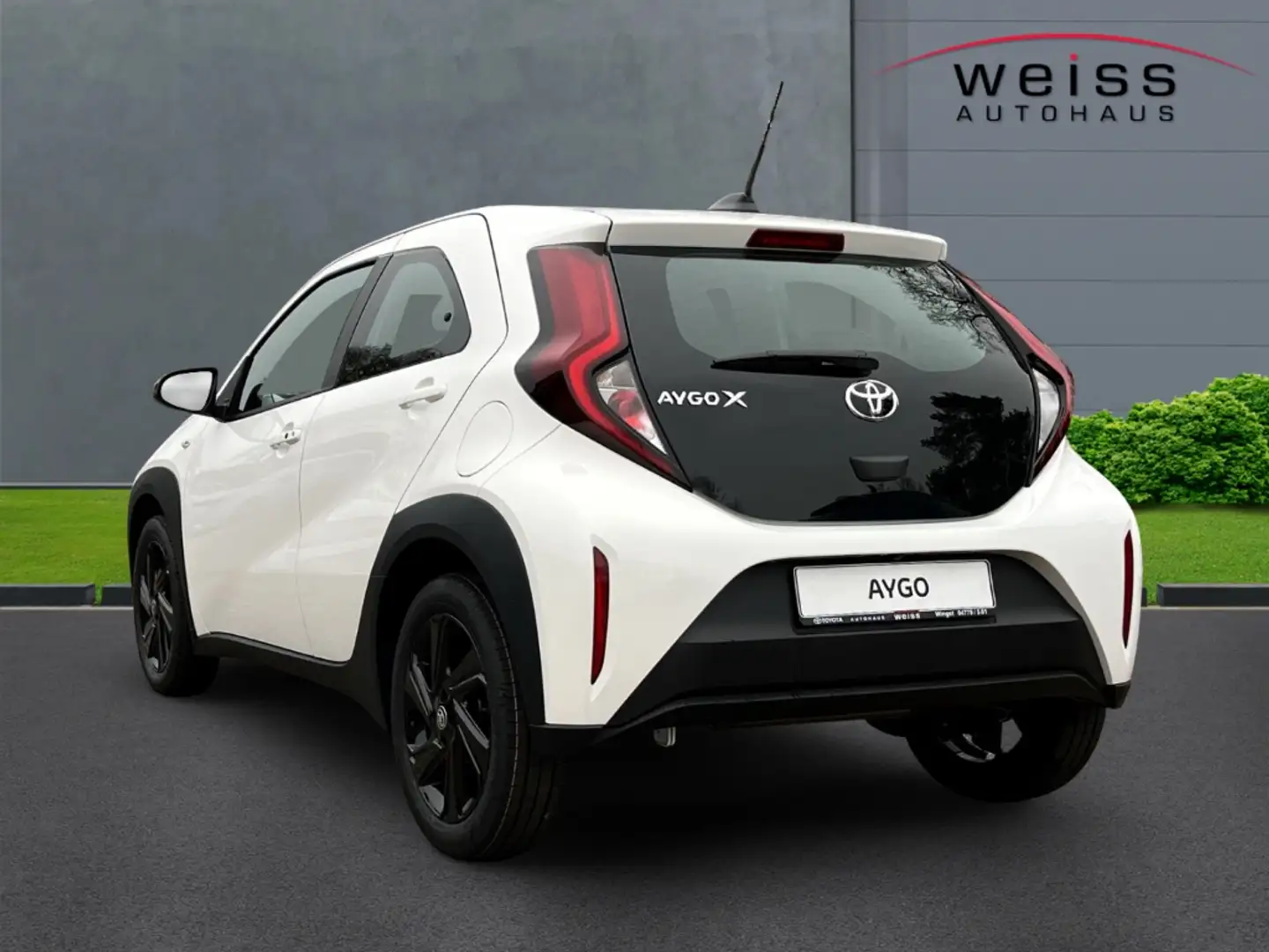 Toyota Aygo X Play 1.0 VVT-i Automatik Apple CarPlay Weiß - 2