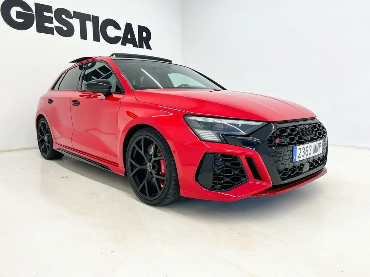 Audi A3 RS3 400CV QUATTRO STRONIC Rojo - 1