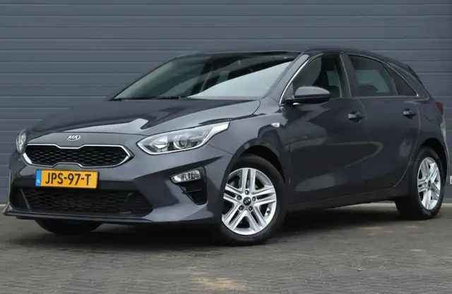 Kia Ceed / cee'd 1.5 T-GDi DynamicLine automaat / carplay / camera