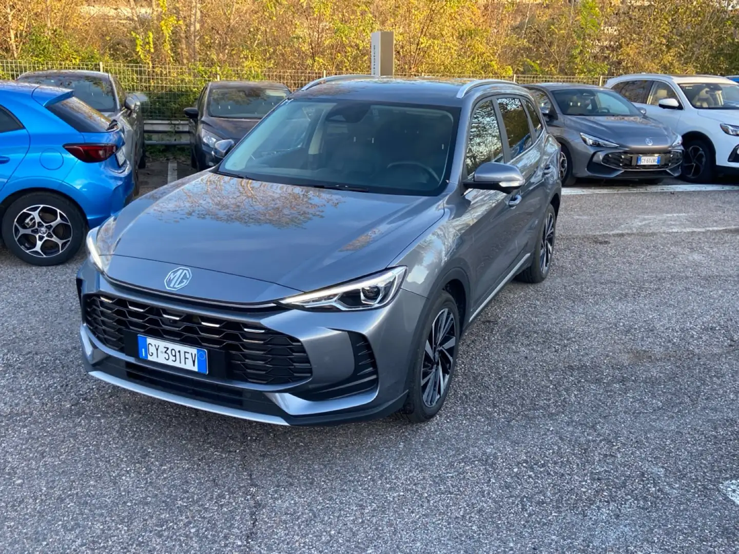 MG ZS ZS 1.5 Hybrid+ Luxury Gri - 1