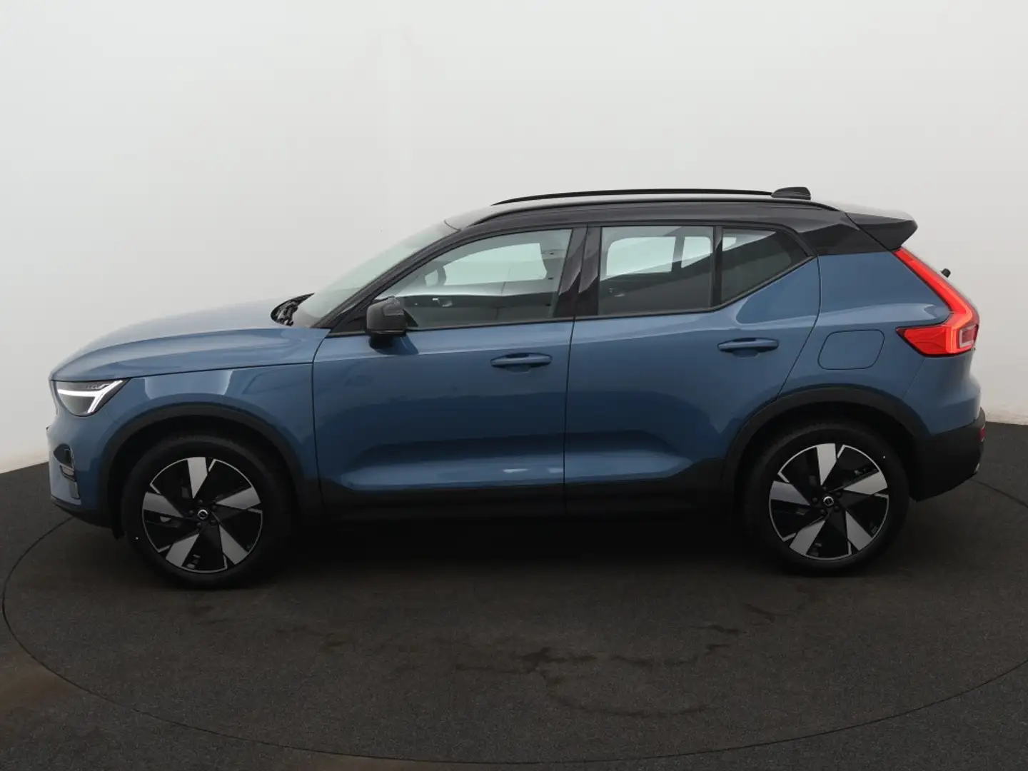 Volvo XC40 Single Core 69 kWh Navi | Camera | Pre-conditionin Azul - 2