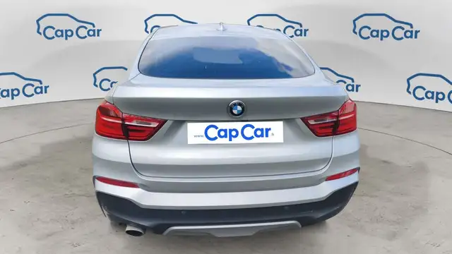 BMW X4 view 3