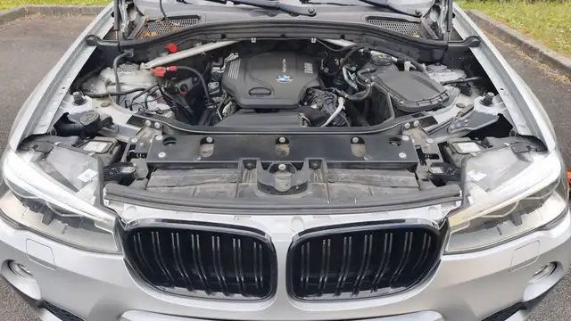 BMW X4 view 15