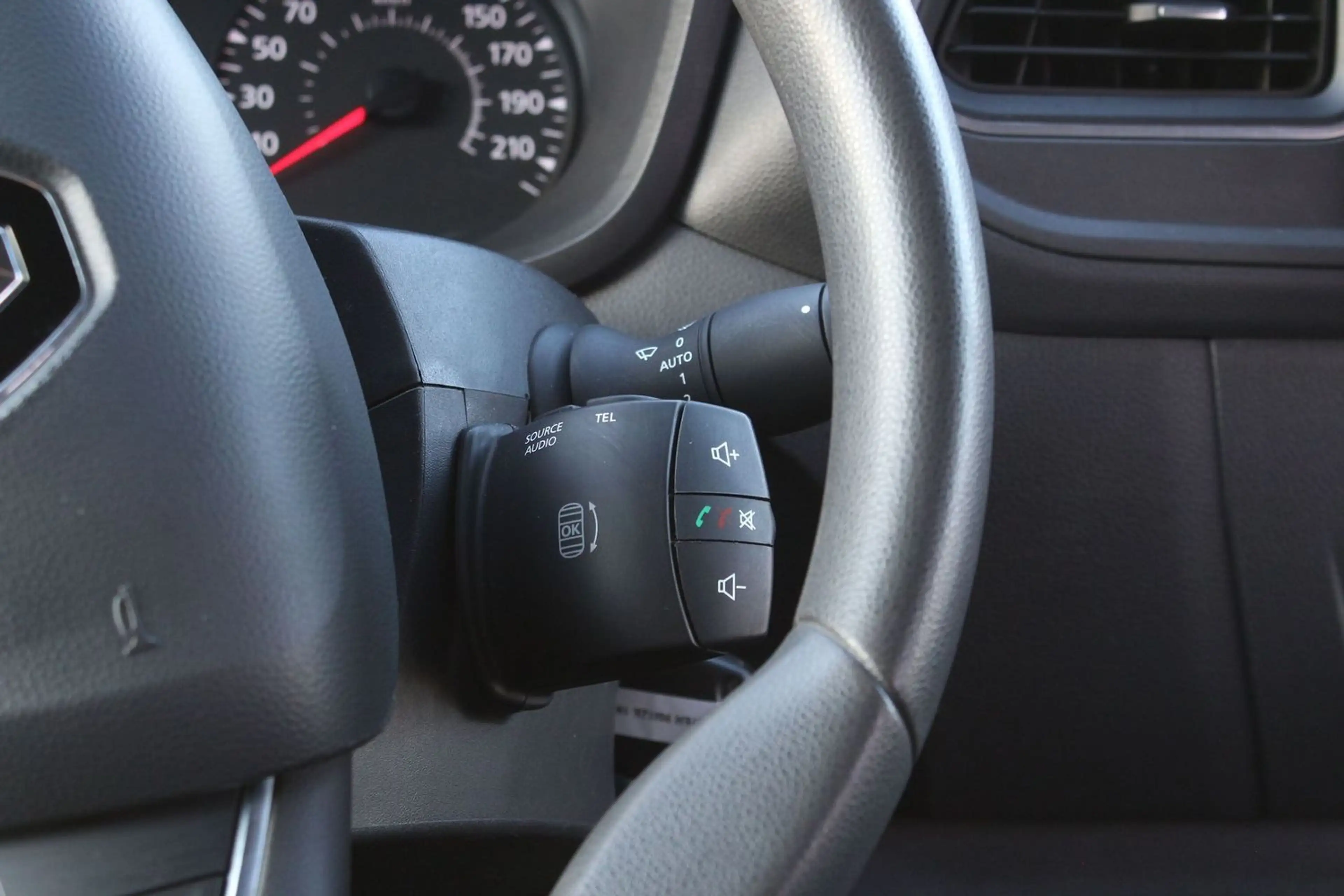 Renault Master L2H2 Totwinkel Bluetooth 9 Sitze Klima — photo 15