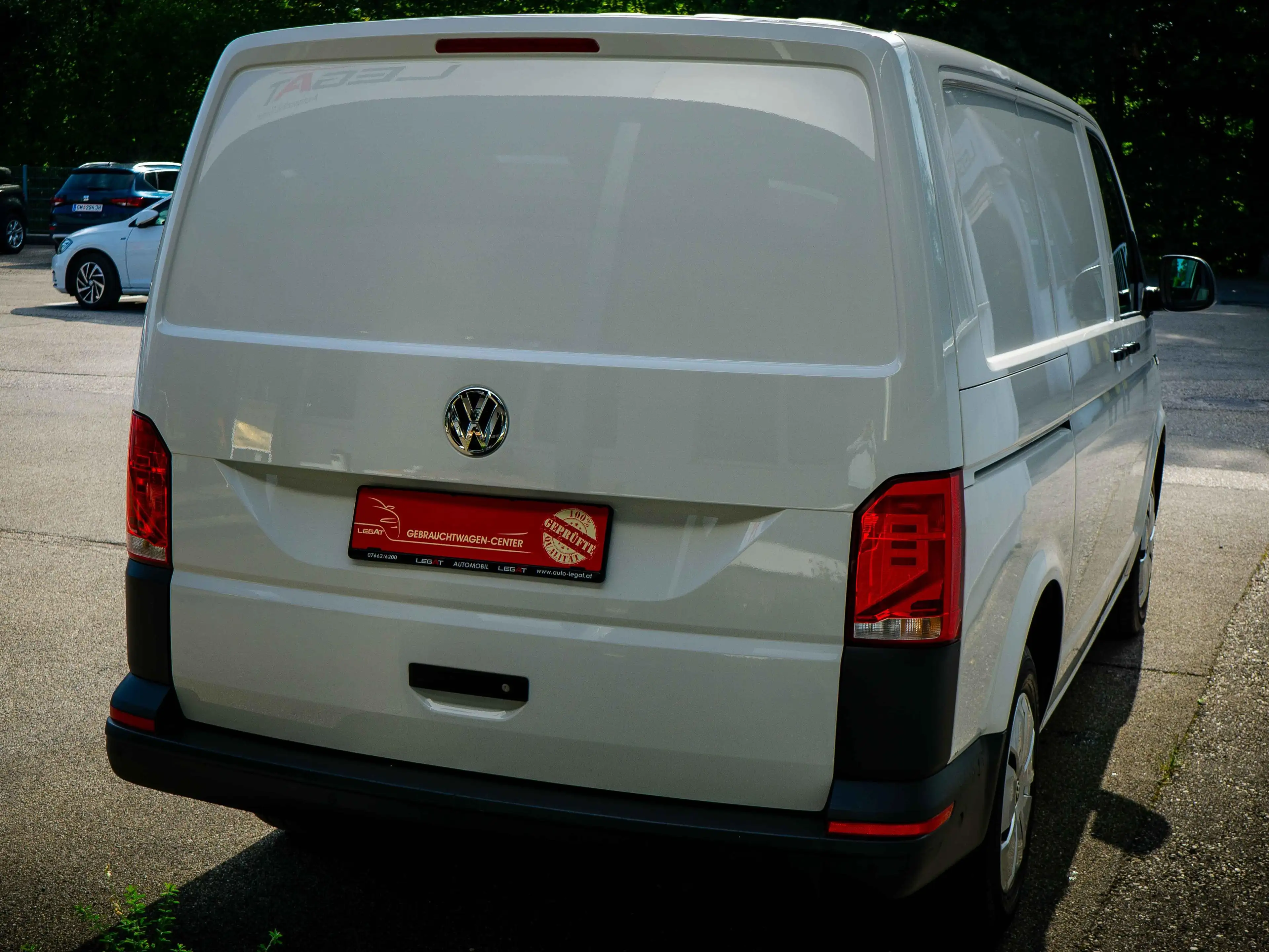 Volkswagen T6.1 Transporter FWD — photo 13