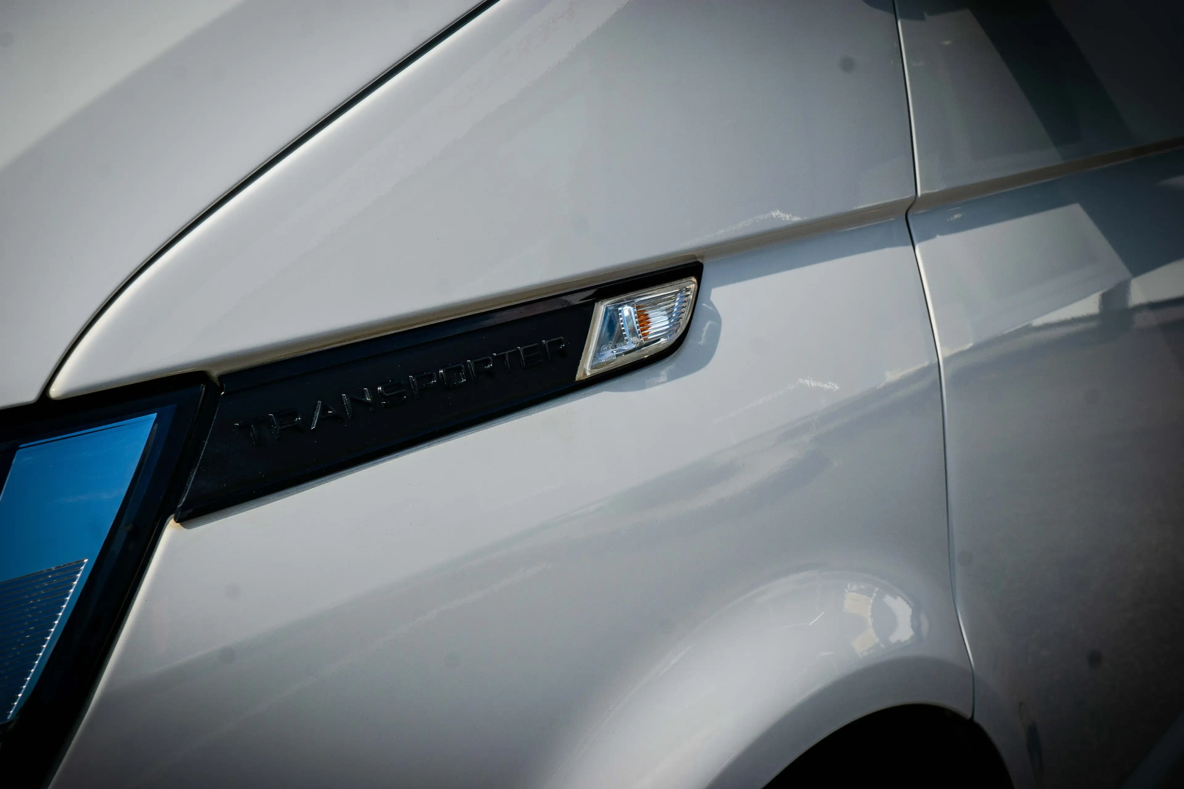 Volkswagen T6.1 Transporter FWD — photo 6