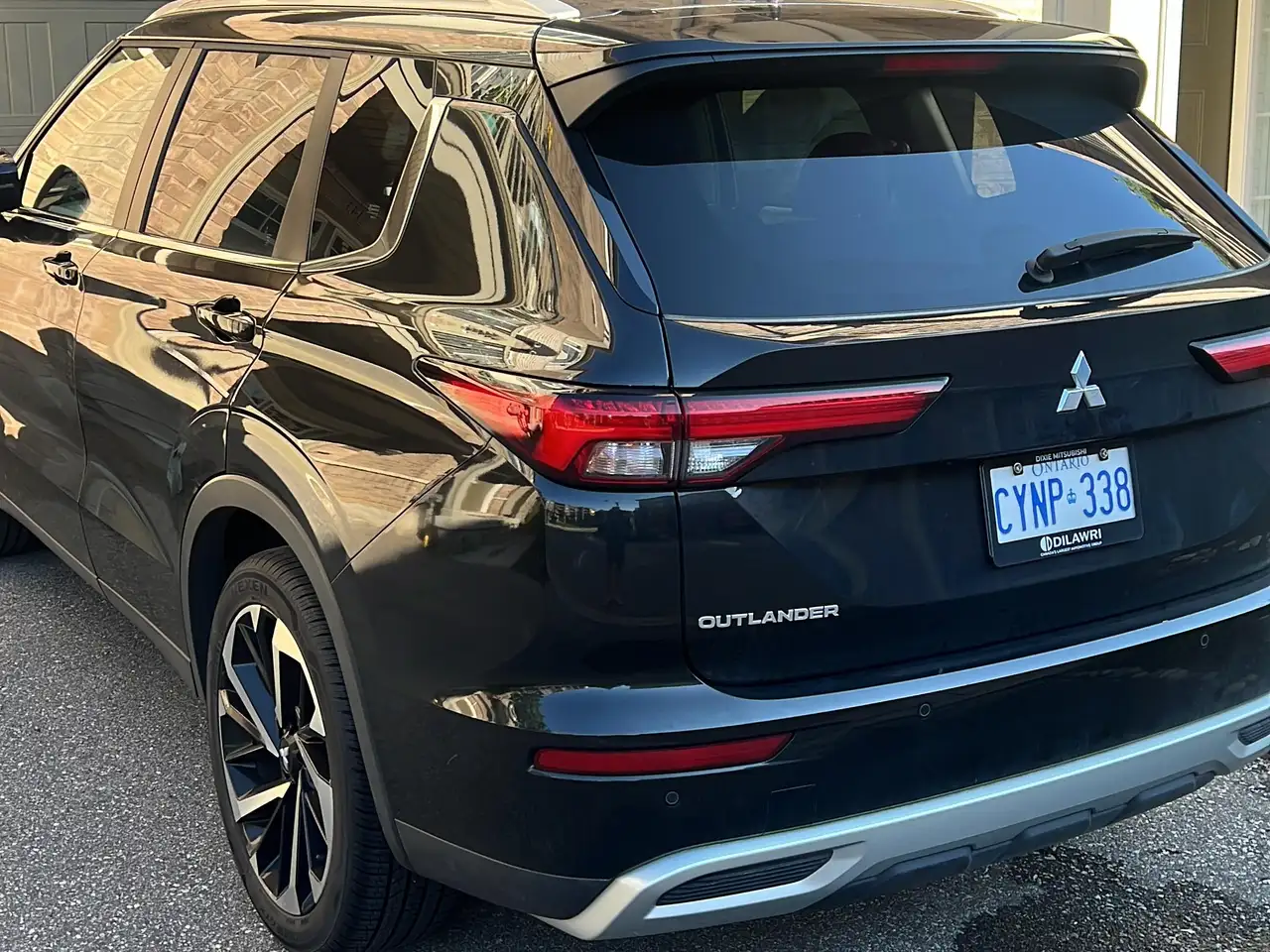 Mitsubishi Outlander снимка Mitsubishi Outlander