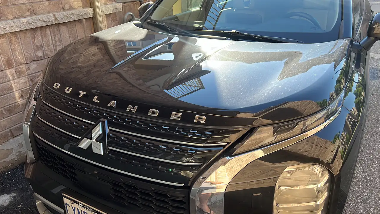 Mitsubishi Outlander снимка Mitsubishi Outlander
