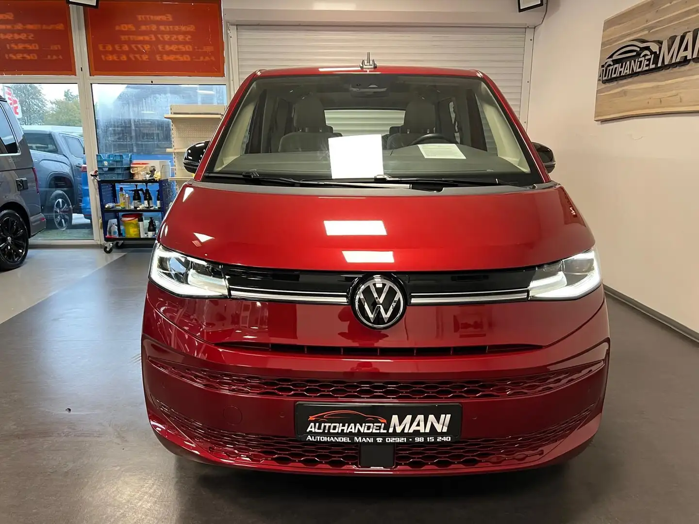 Volkswagen T7 Multivan /5 Jahre Garantie/Pano-Dach/Vis-a-Vis Rot - 2
