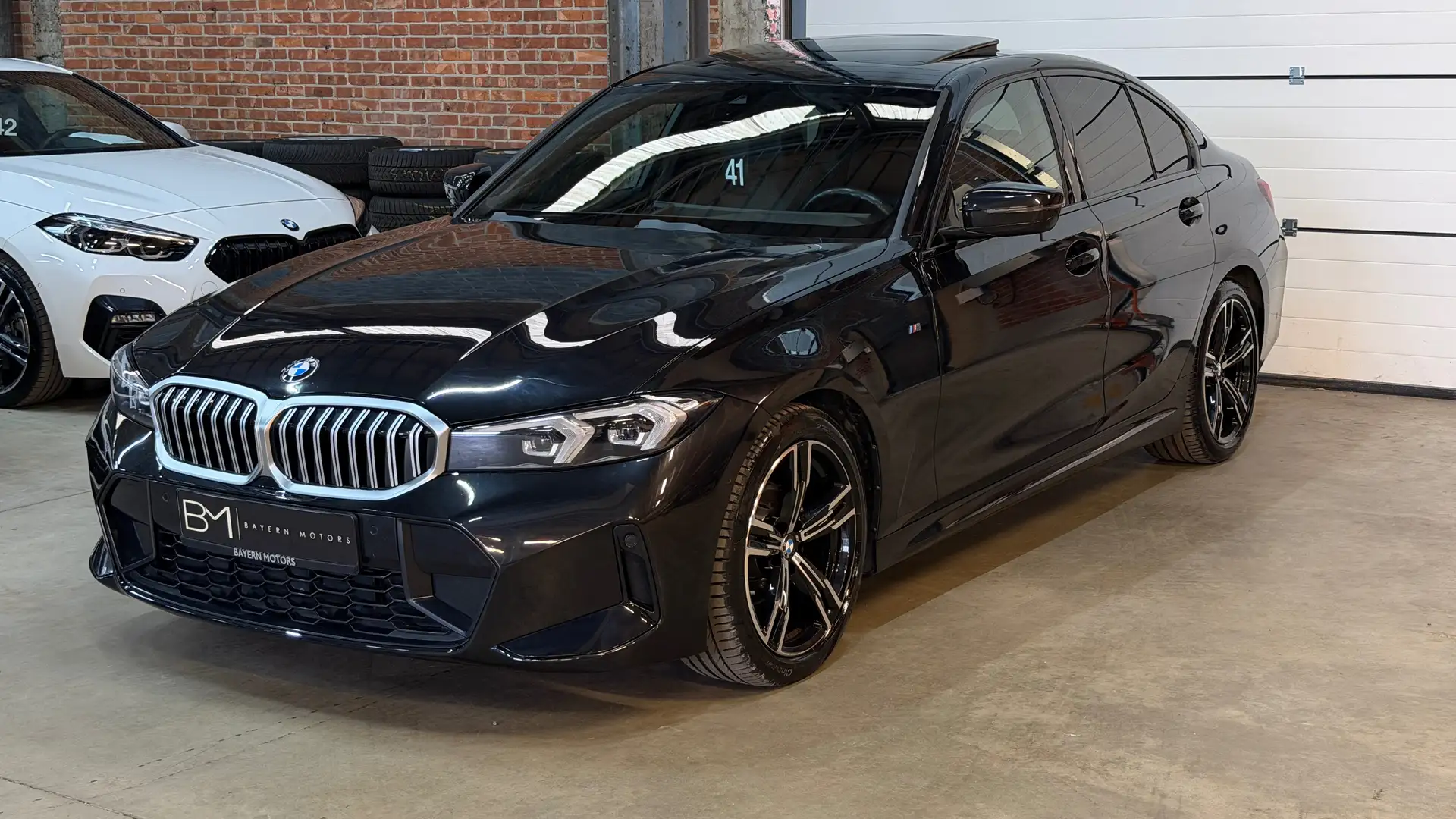 BMW 316 dA Automaat M-Sportpakket Facelift 2J Garantie Noir - 1