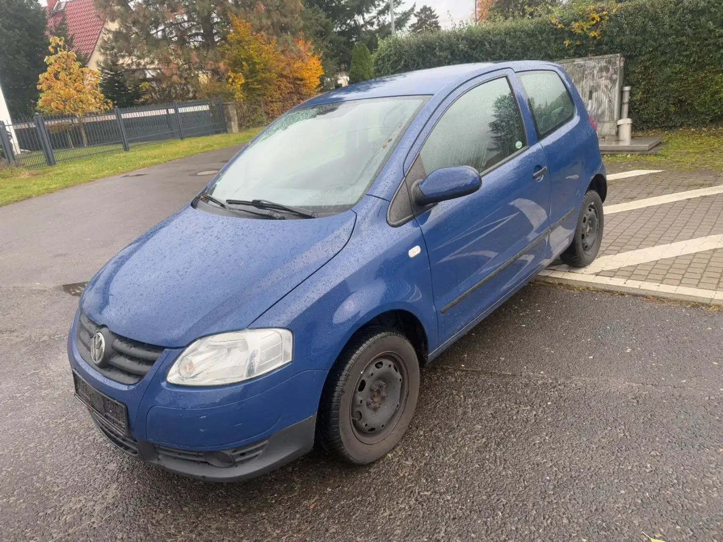 Volkswagen Fox Basis Blau - 1