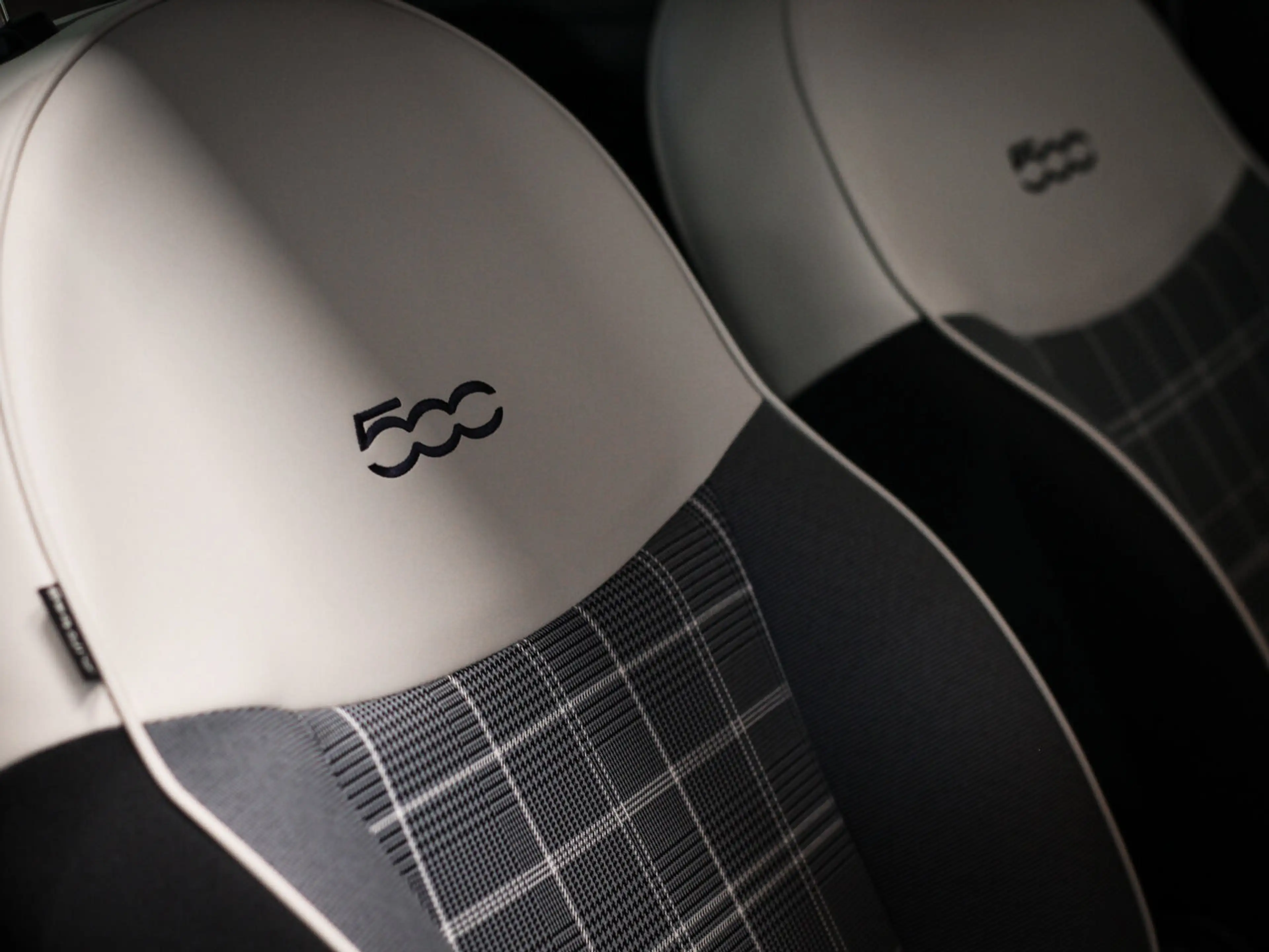 Fiat 500 Dolcevita — photo 12