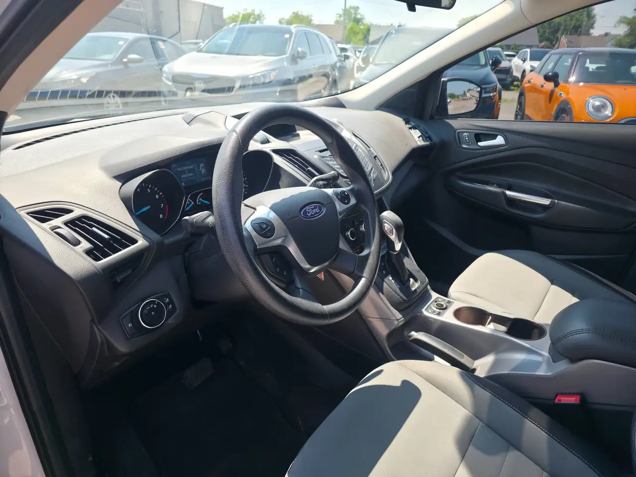 Ford Escape photo Ford Escape