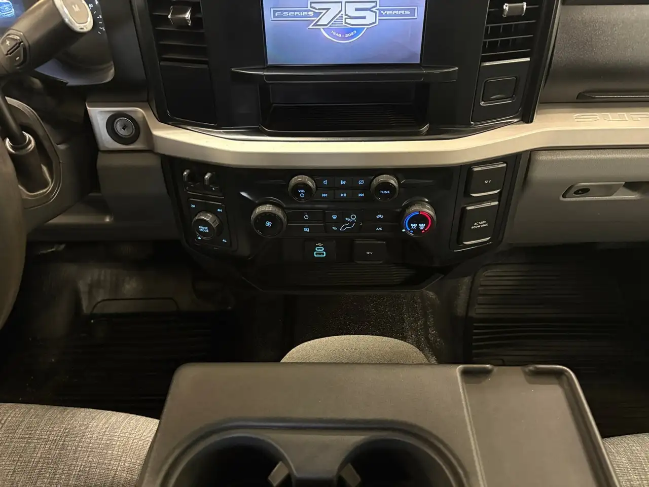 Ford F 350 снимка Ford F 350