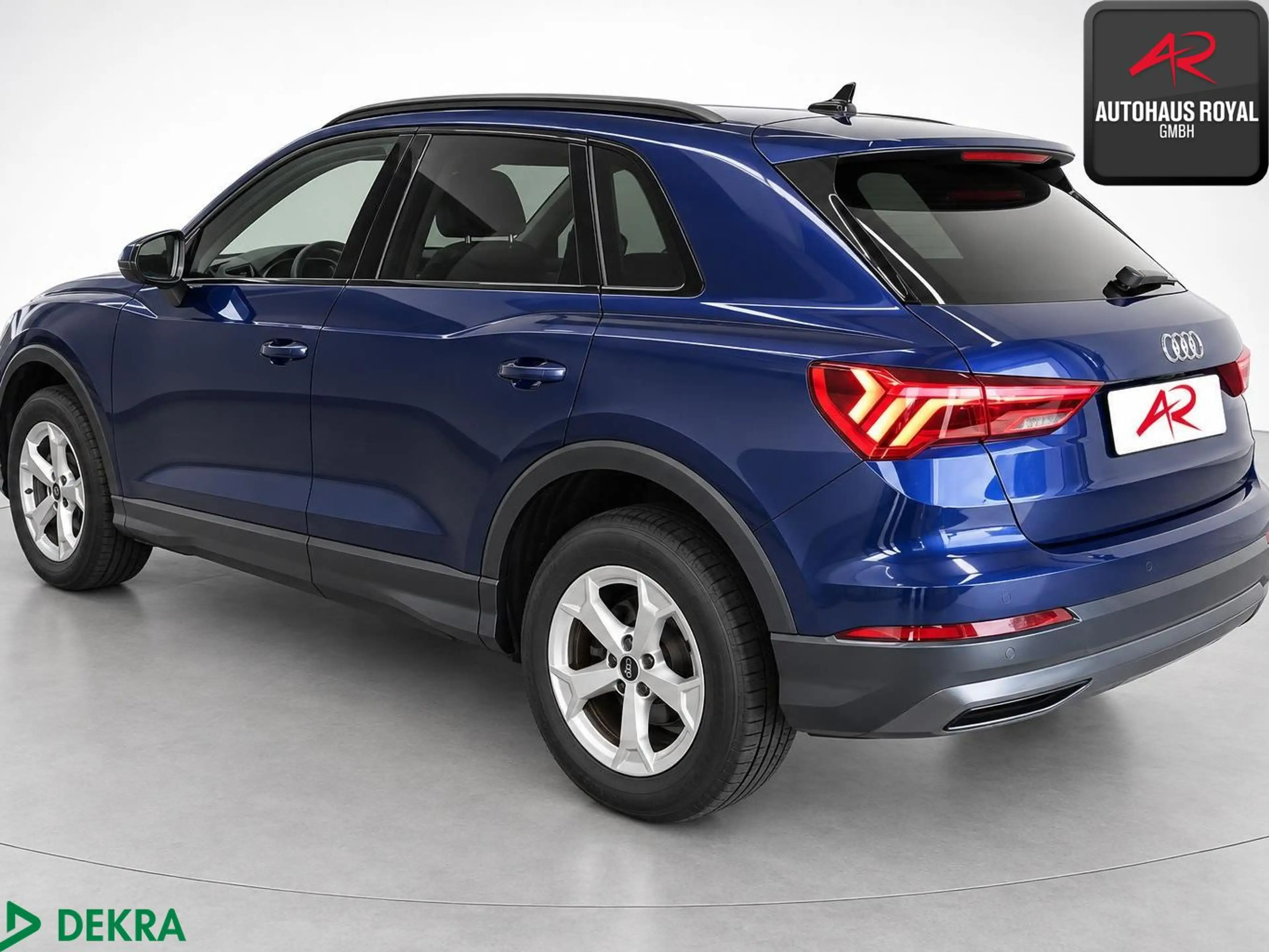 Audi Q3 35 TDI ADVANCED VIRTUAL,CARPLAY,ACC,SITZHEIZ — photo 2