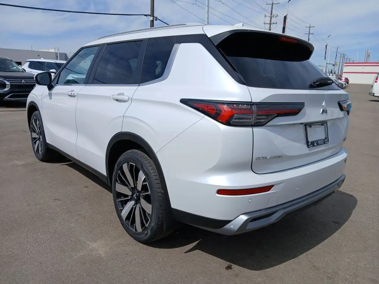 Mitsubishi Outlander снимка Mitsubishi Outlander