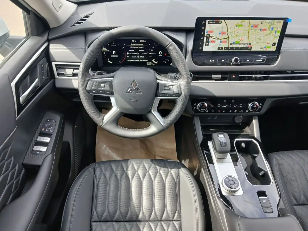 Mitsubishi Outlander снимка Mitsubishi Outlander