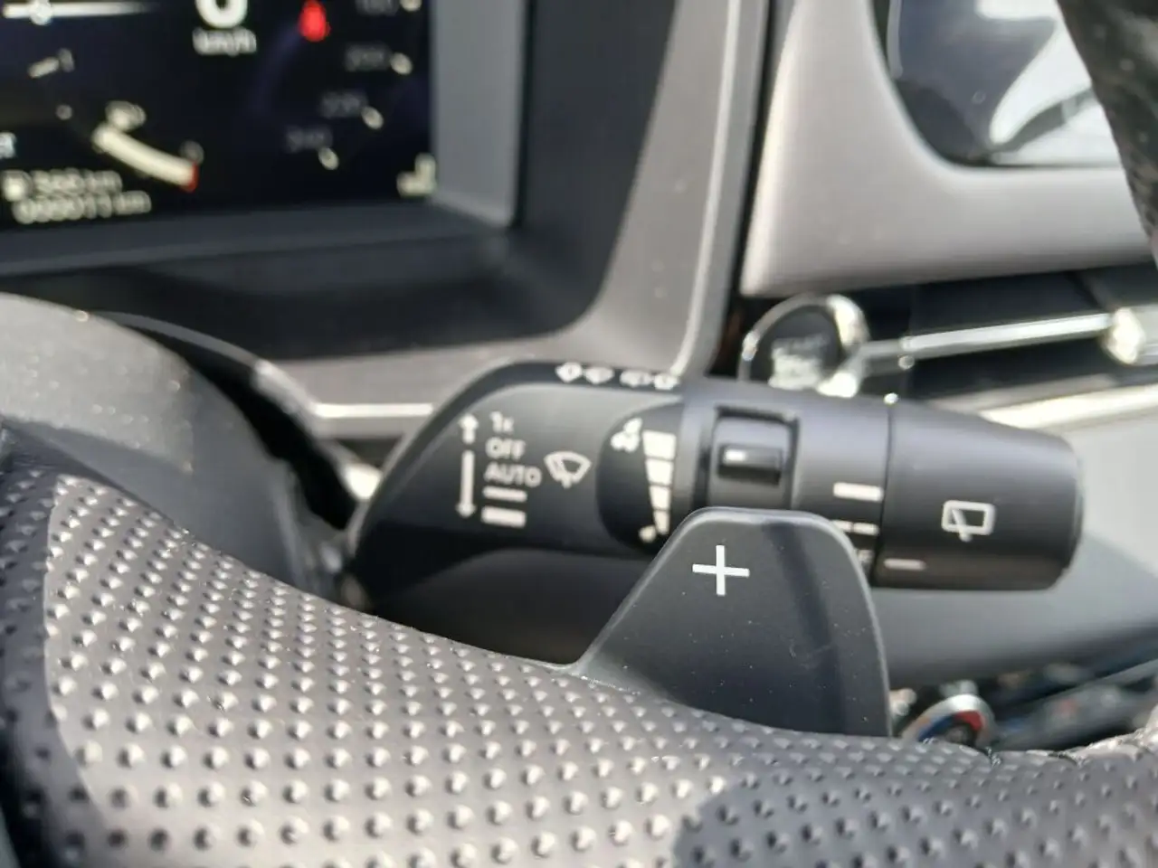 Mitsubishi Outlander снимка Mitsubishi Outlander